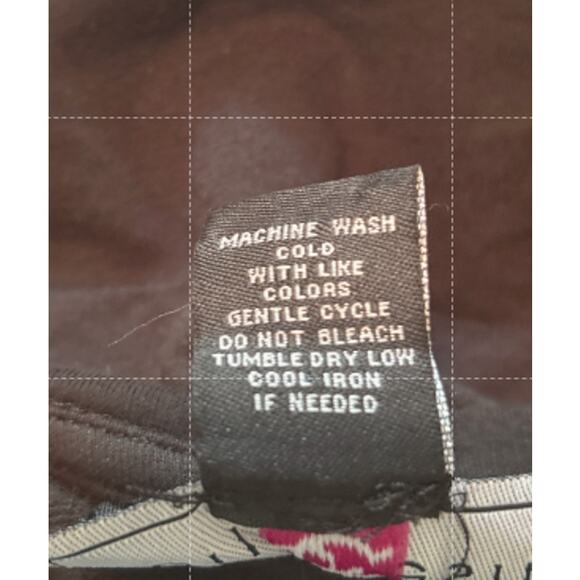 NWT Polly & Esther Black Cold Shoulder Ruffled Sweatshirt Size 1X - Picture 6 of 6